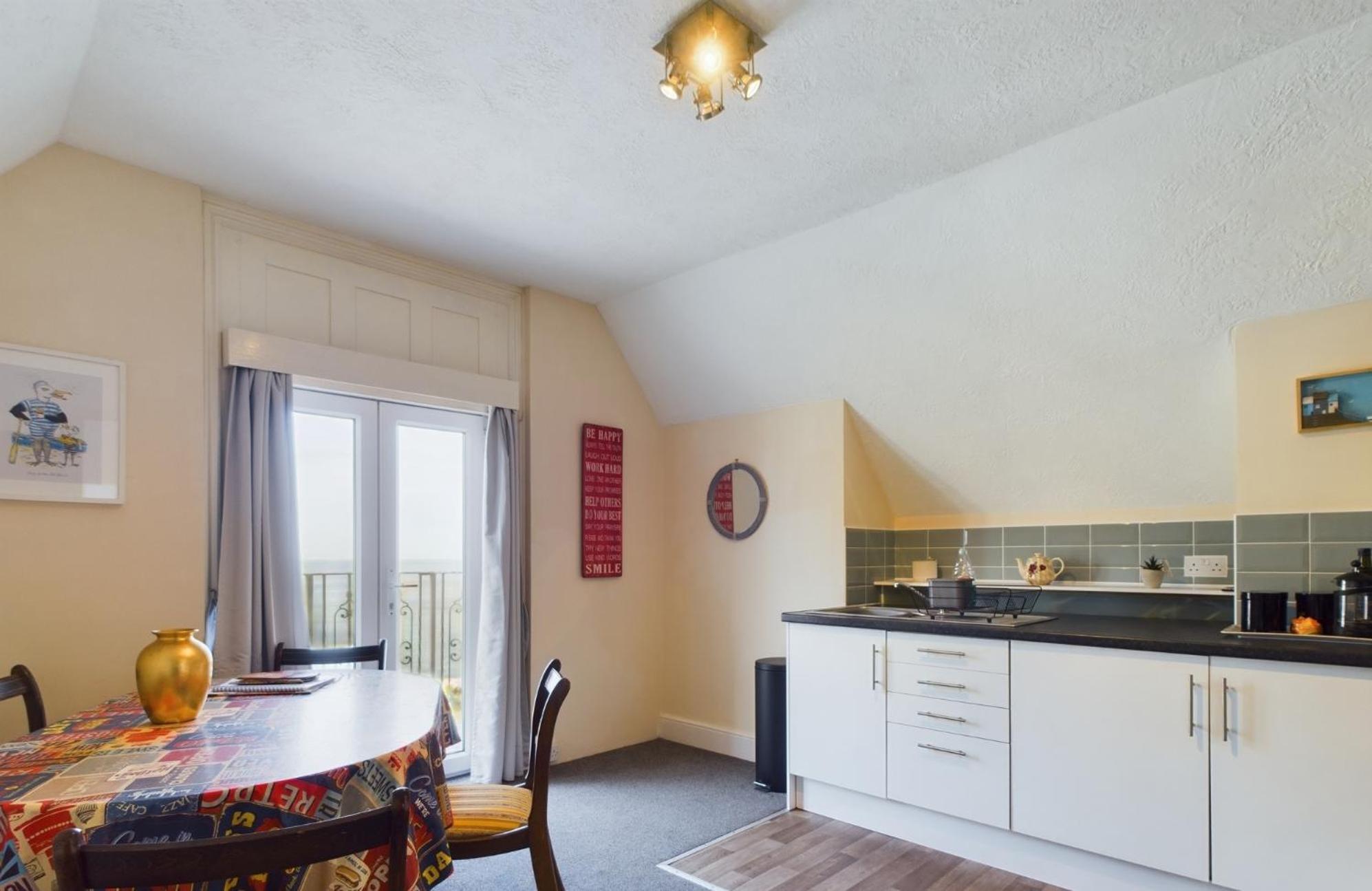 Flat, Amazing Balcony Sea View, Bike Store, With Sun Deck Apartment *